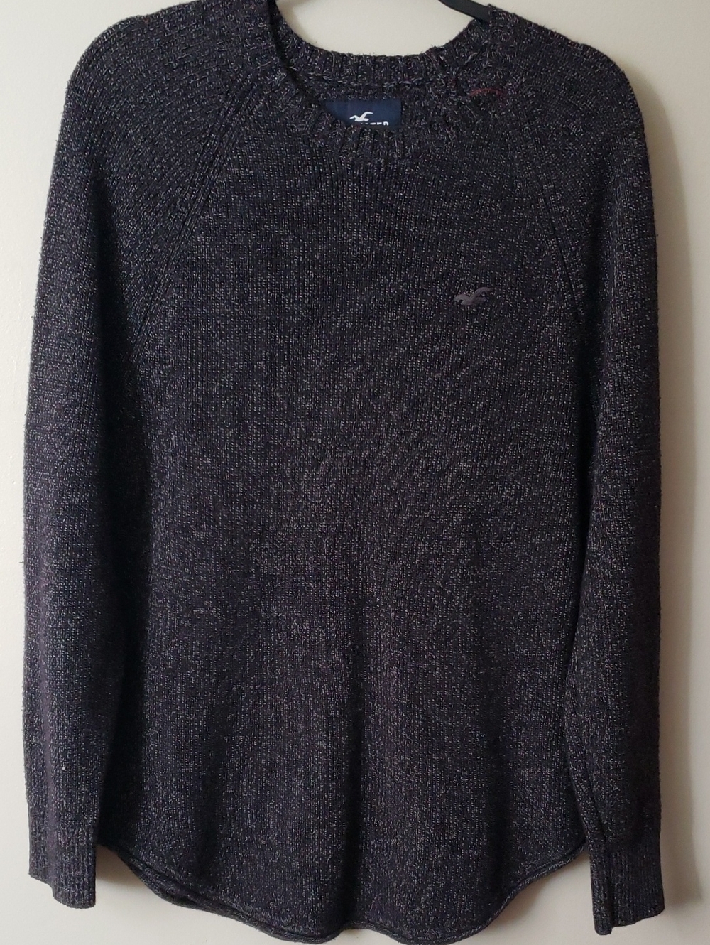 Hollister Men's Charcoal Heather Crewneck Sweater